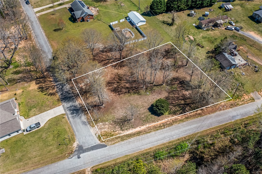 407 Will Hanks Road, Honea Path, South Carolina image 3