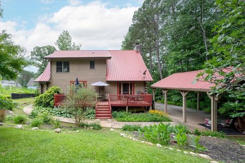 Photo of 305 Mount Bay Drive, Westminster, SC 29693 (MLS # 20295769)