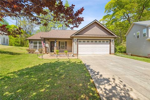 Photo of 113 Crofton Court, Easley, SC 29642 (MLS # 20299105)