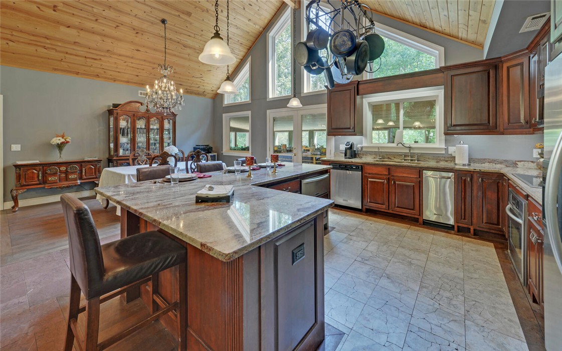 25 Greenewood Lane, Hartwell, Georgia image 12