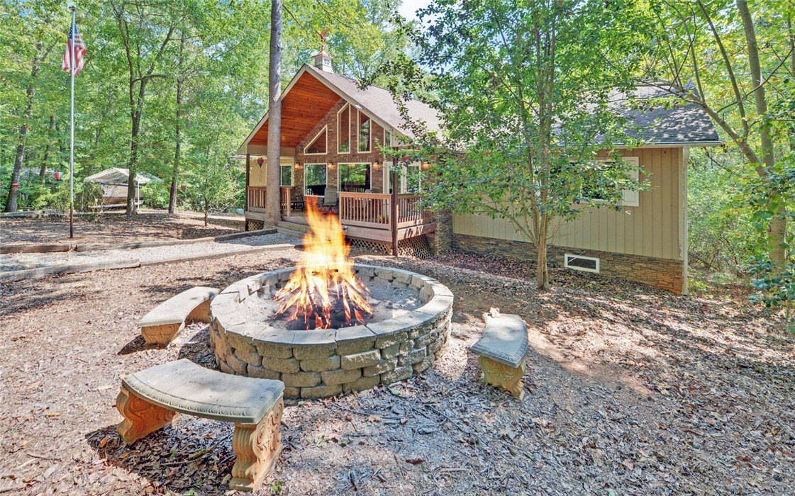 25 Greenewood Lane, Hartwell, Georgia image 2