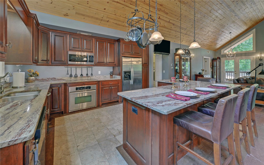 25 Greenewood Lane, Hartwell, Georgia image 14