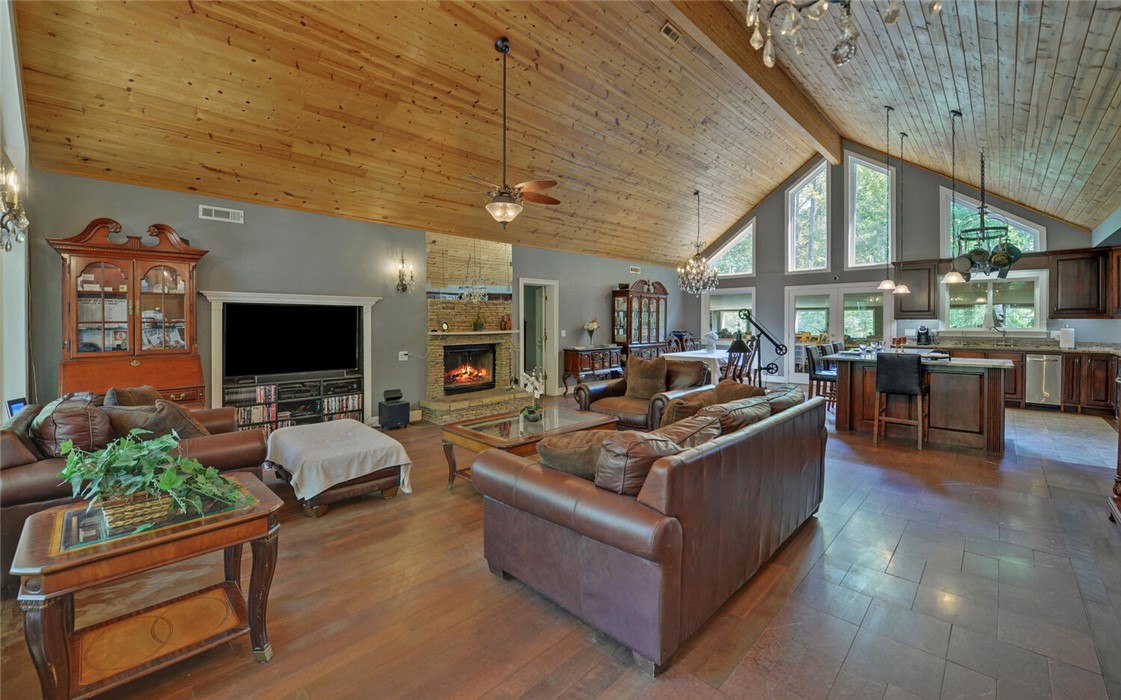 25 Greenewood Lane, Hartwell, Georgia image 6