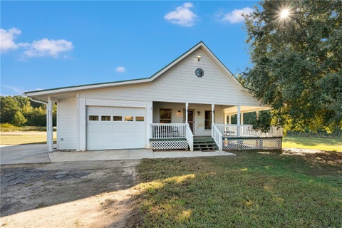 Photo of 4203 Callison Highway, Greenwood, SC 29646 (MLS # 20307130)