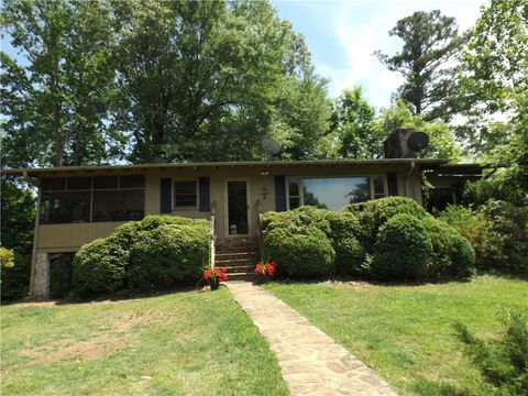 Photo of 5018 Dacusville Highway, Marietta, SC 29661 (MLS # 20301678)