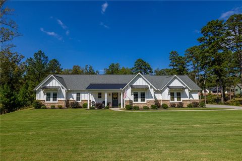 Photo of 838 Little Bay Lane, Seneca, SC 29672 (MLS # 20293369)