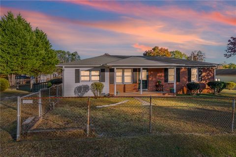 Photo of 108 Belmont Circle, Easley, SC 29642 (MLS # 20294531)