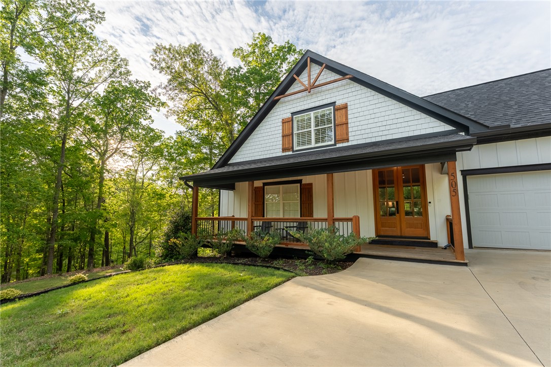 505 Waters Edge Court, West Union, South Carolina image 2