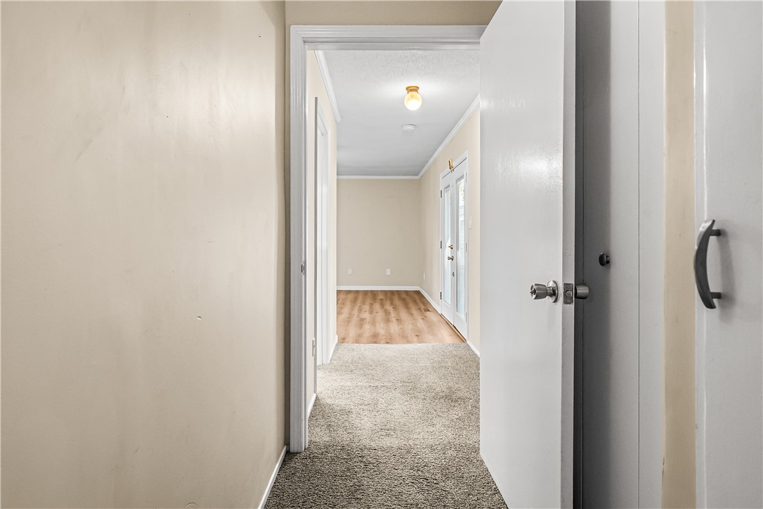 Anderson, South Carolina 29624, United States, 3 Bedrooms Bedrooms, ,2 BathroomsBathrooms,Residential,Pending,208304