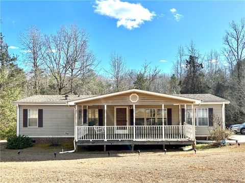 Homes For Sale - 5 Lake Shore Drive<br/> Abbeville County, Iva, SC 29655
