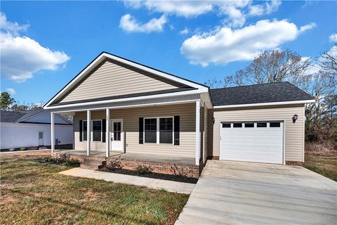 Photo of 109 Simpson Street, Iva, SC 29655 (MLS # 20297647)