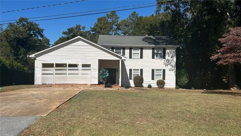 Photo of 303 Edgewater Drive, Anderson, SC 29626 (MLS # 20294144)