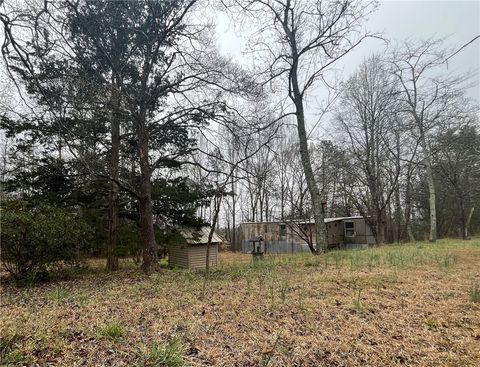 Mobile Home For Sale - 145 Fern Drive<br/> Oconee County, Westminster, SC 29693