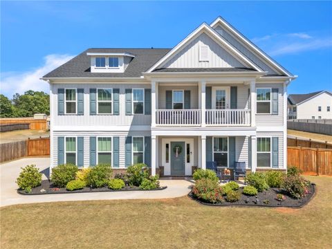 Photo of 400 N Oak Crest Drive, Belton, SC 29627 (MLS # 20300648)