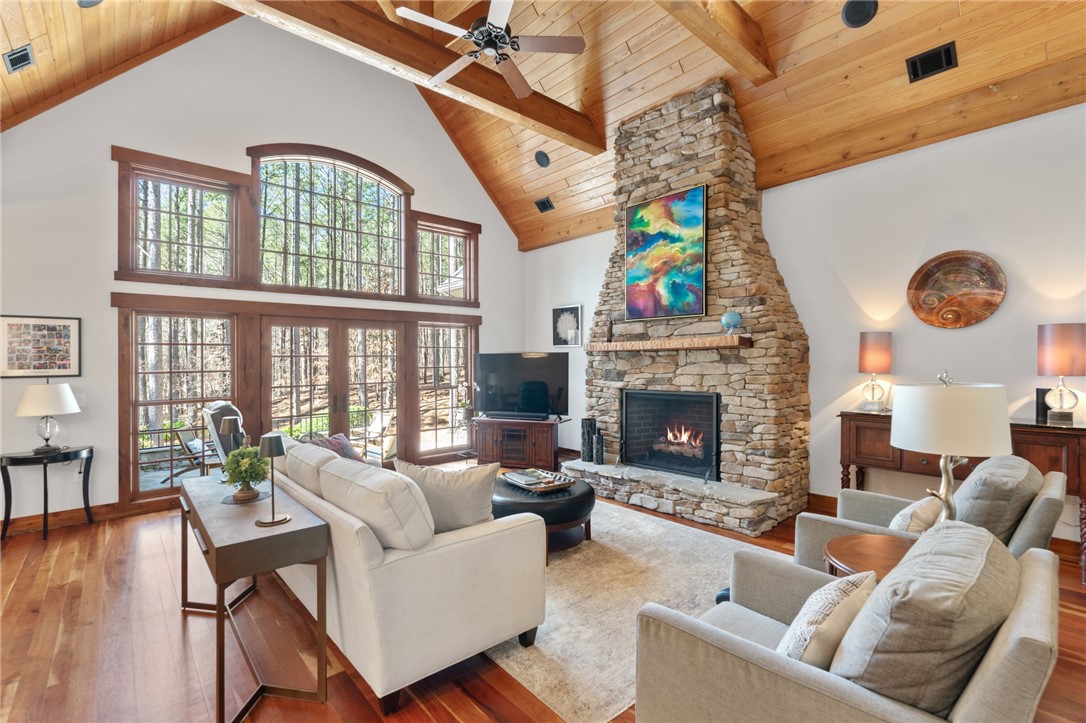 204 Oakmont Court, Sunset, South Carolina image 3