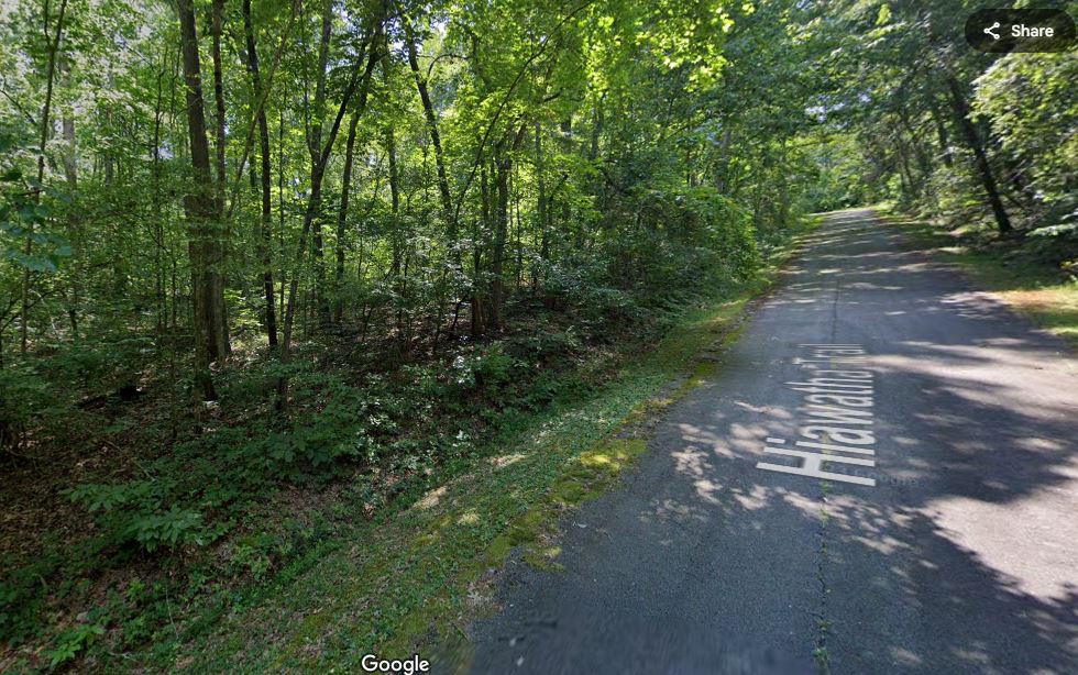 407 Hiawatha Trail, Westminster, South Carolina image 1