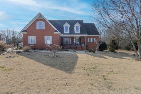 Photo of 115 Hunting Meadow Drive, Williamston, SC 29697 (MLS # 20296650)