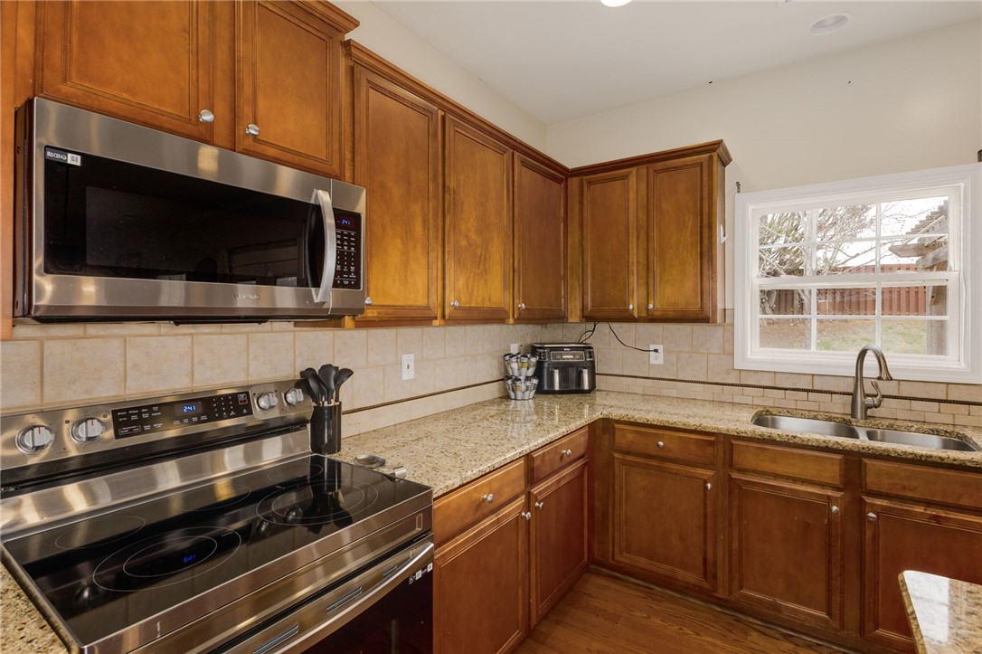 303 Tulip Tree Lane, Simpsonville, South Carolina image 8
