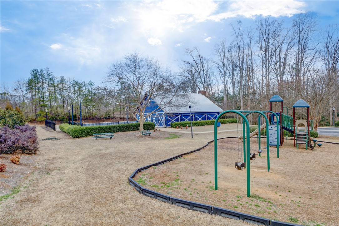 303 Tulip Tree Lane, Simpsonville, South Carolina image 28
