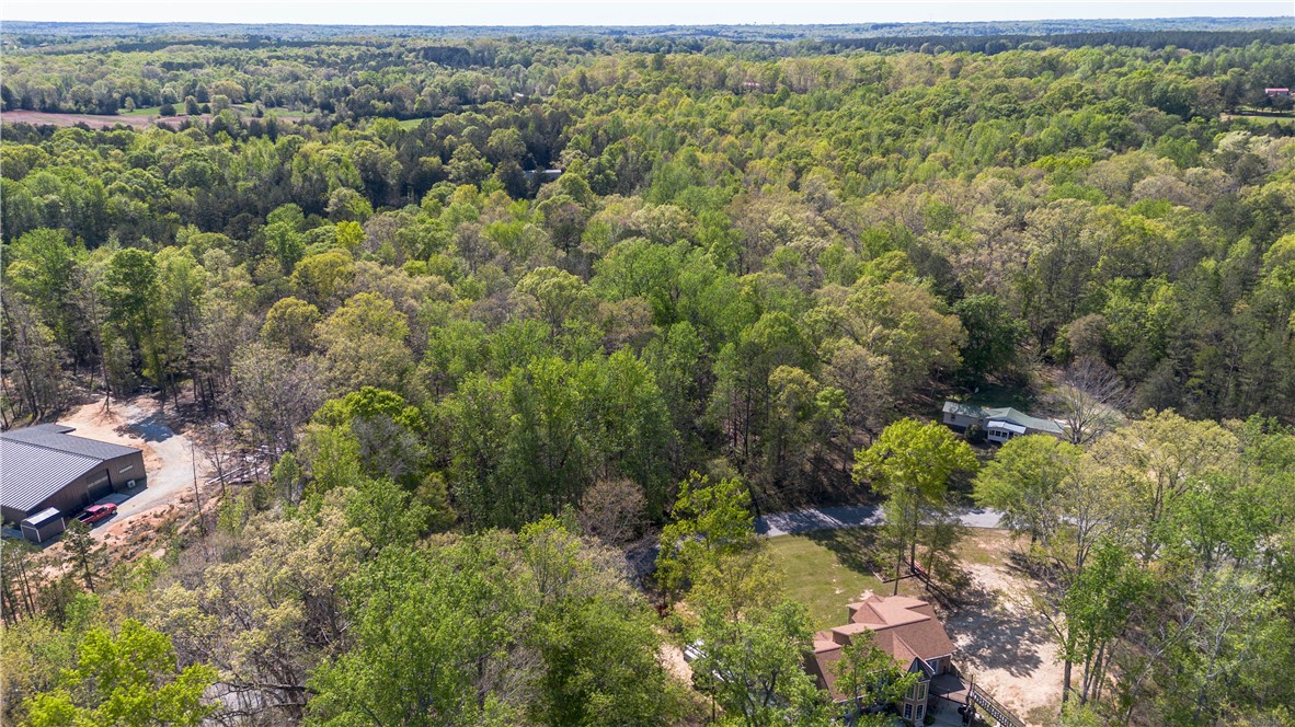360 Lake Shore Drive, Iva, South Carolina image 6
