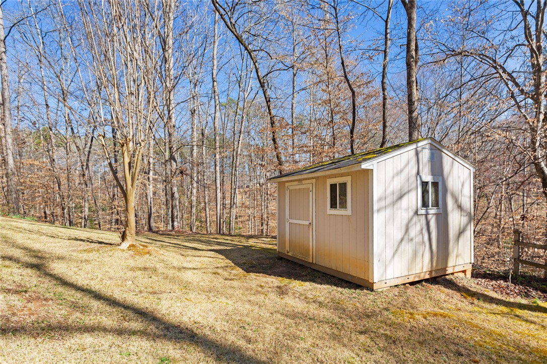 144 Hickory Cove Road, Seneca, South Carolina image 8
