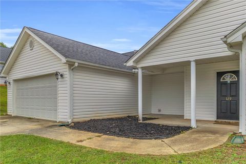 Photo of 129 Saint James Court, Anderson, SC 29621 (MLS # 20299519)