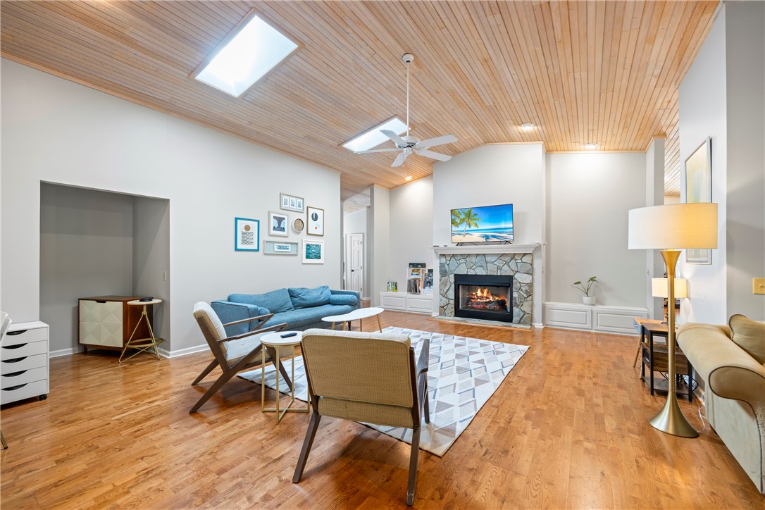 504 Long Reach Drive, Salem, South Carolina image 12