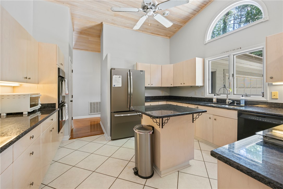 504 Long Reach Drive, Salem, South Carolina image 25