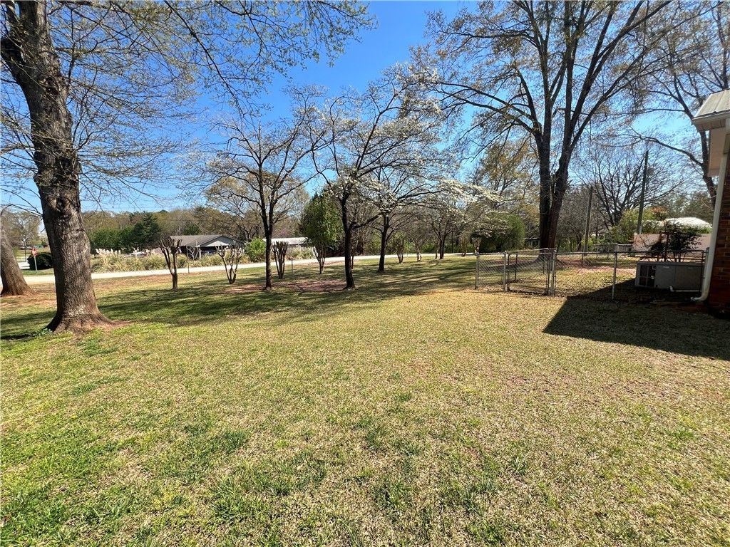 listing image 26