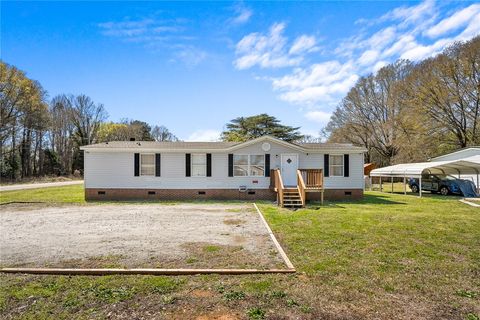 Mobile Home For Sale - 597 Murphy Street<br/> Anderson, SC 29626