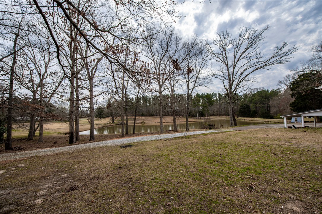 1065 Smith Circle, Belton, South Carolina image 12