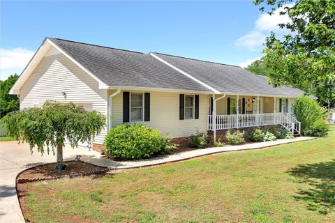 Photo of 211 Sam Brown Road, Seneca, SC 29678 (MLS # 20301681)