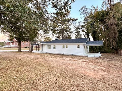 Photo of 526 E Greer Street, Honea Path, SC 29654 (MLS # 20295098)