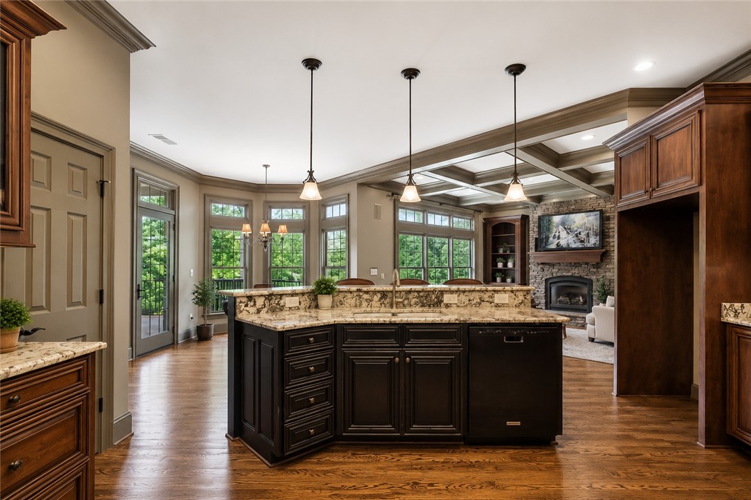 Anderson, South Carolina, 29621, United States, 6 Bedrooms Bedrooms, ,6 BathroomsBathrooms,Residential,Active,2052122