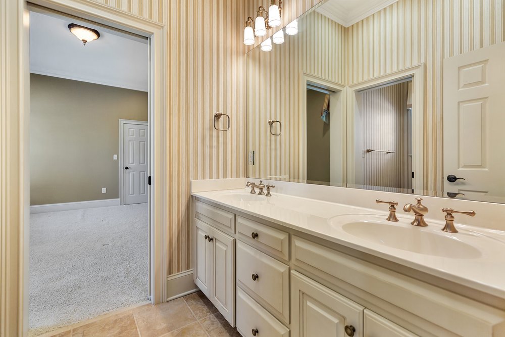 Anderson, South Carolina, 29621, United States, 6 Bedrooms Bedrooms, ,6 BathroomsBathrooms,Residential,Active,2052122