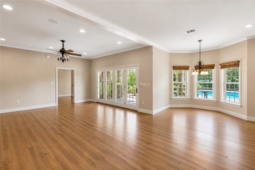 Anderson, South Carolina, 29621, United States, 6 Bedrooms Bedrooms, ,6 BathroomsBathrooms,Residential,Active,2052122