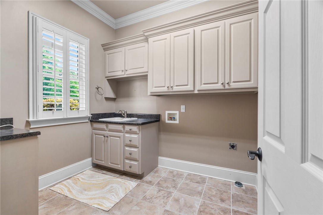 Anderson, South Carolina, 29621, United States, 6 Bedrooms Bedrooms, ,6 BathroomsBathrooms,Residential,Active,2052122