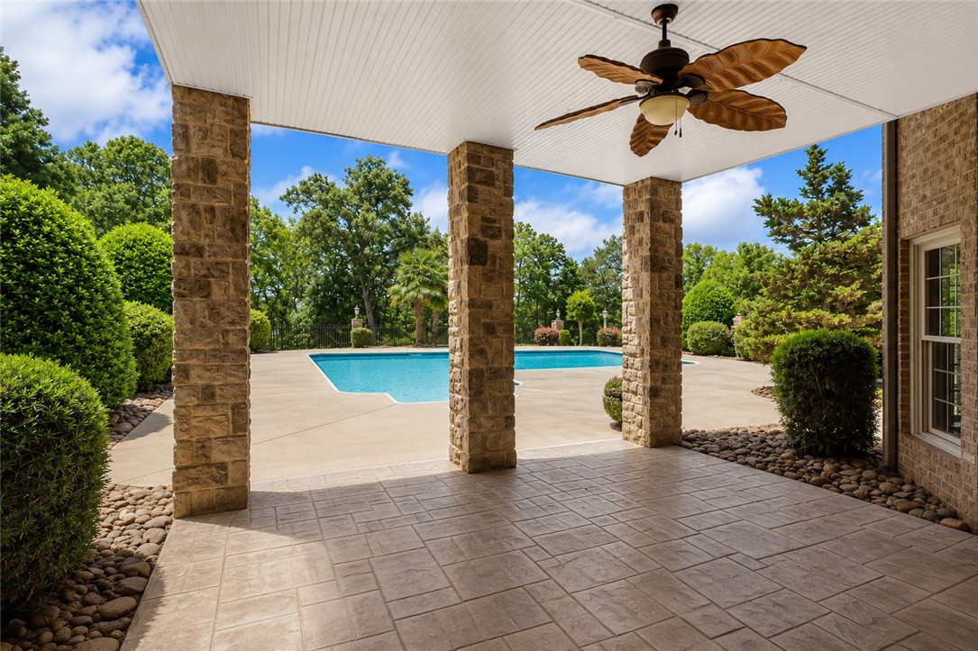 Anderson, South Carolina, 29621, United States, 6 Bedrooms Bedrooms, ,6 BathroomsBathrooms,Residential,Active,2052122