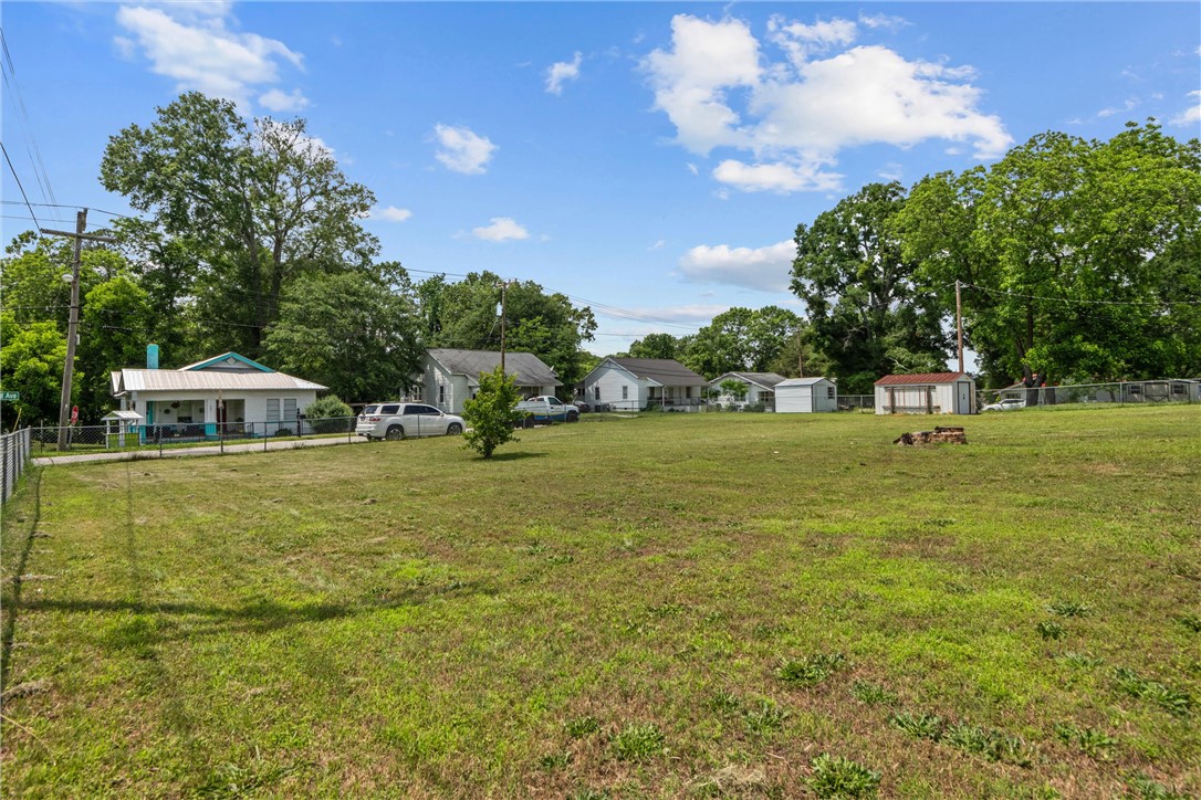 Honea Path, South Carolina 29654, United States, 3 Bedrooms Bedrooms, ,2 BathroomsBathrooms,Residential,Active,137256