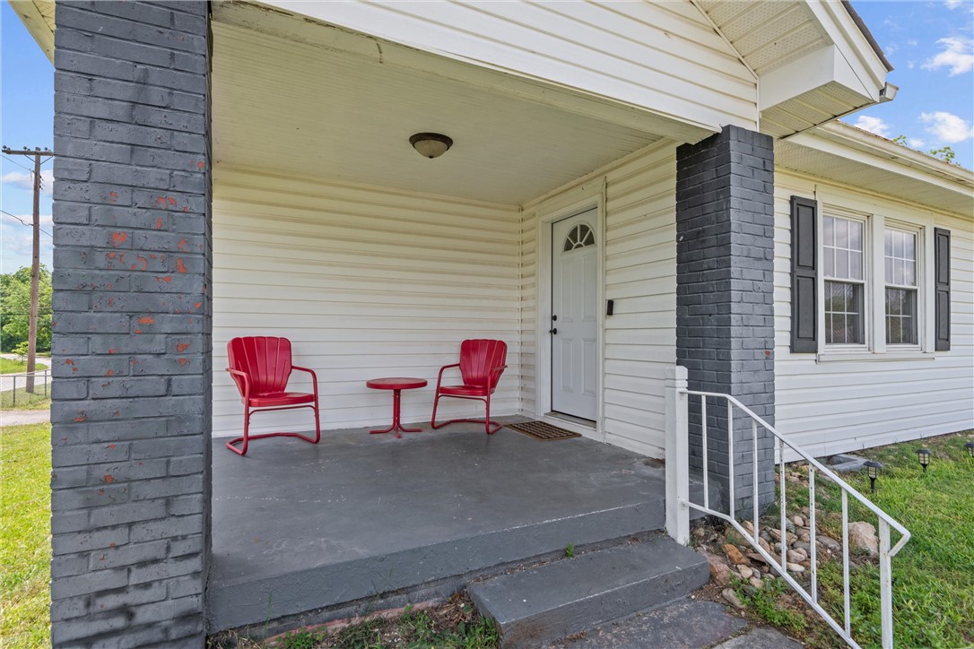 Honea Path, South Carolina 29654, United States, 3 Bedrooms Bedrooms, ,2 BathroomsBathrooms,Residential,Active,137256