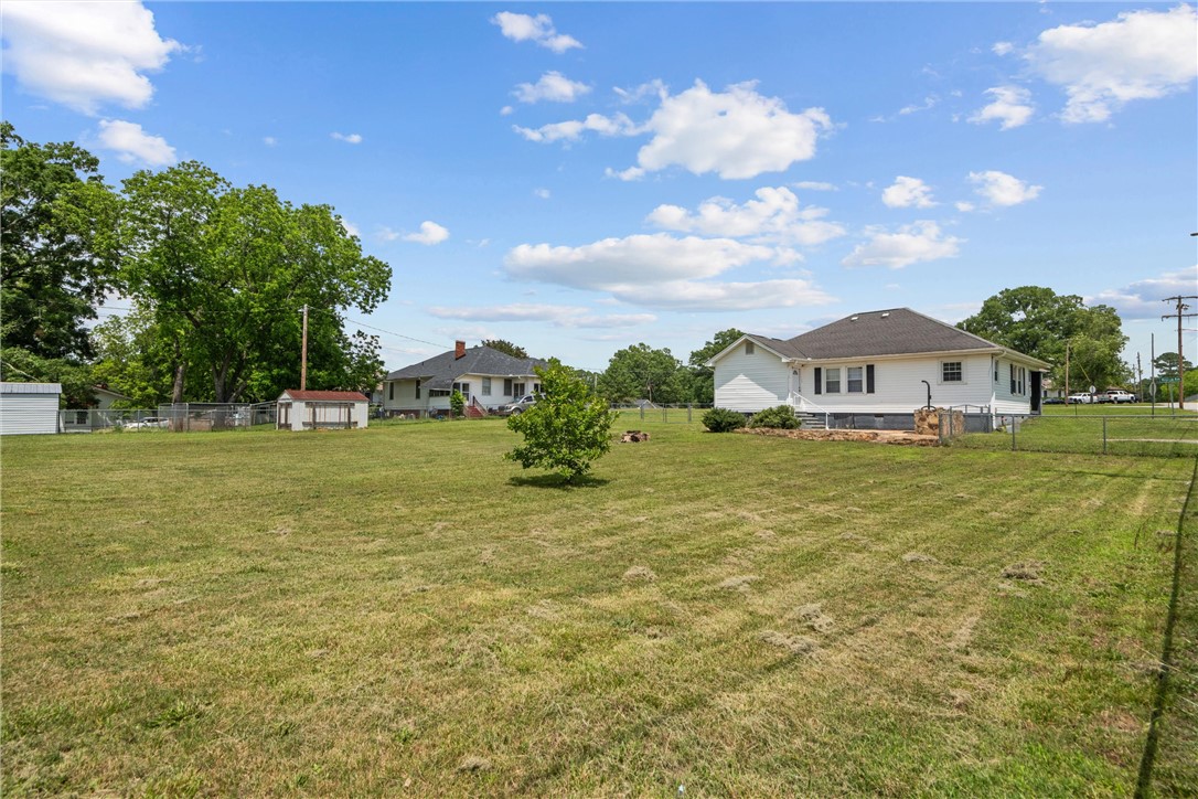 Honea Path, South Carolina 29654, United States, 3 Bedrooms Bedrooms, ,2 BathroomsBathrooms,Residential,Active,137256