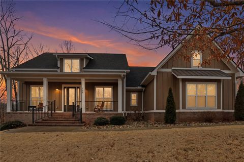 Photo of 555 Riverstead Drive, Marietta, SC 29661 (MLS # 20299338)