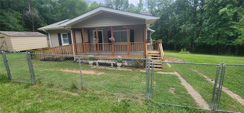 Photo of 520 Chestnut Ridge Road, Marietta, SC 29661 (MLS # 20302212)