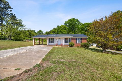 Photo of 309 E Hampton Avenue, Honea Path, SC 29654 (MLS # 20299758)