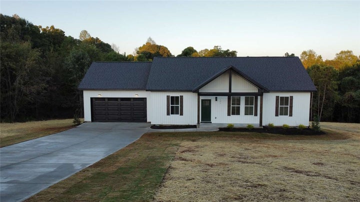 Photo 1 of 20 — 101 LOIS Drive, Anderson, SC 29624