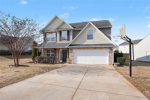 Photo of 1007 Blythwood Drive, Piedmont, SC 29673 (MLS # 20296020)