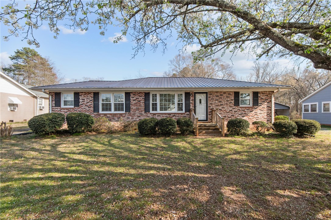 111 Wiles Street, Iva, South Carolina image 1