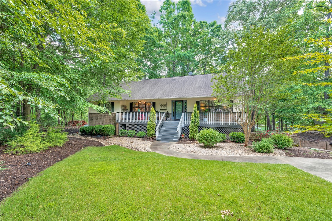 345 Oconee Avenue, Westminster, South Carolina image 1