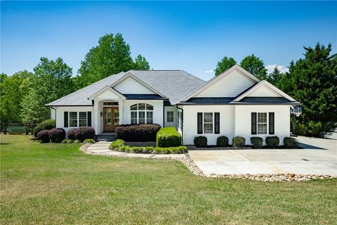 Photo of 166 S Oak Pointe Drive, Seneca, SC 29672 (MLS # 20300023)