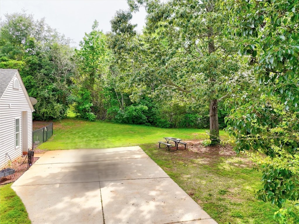 205 Willow Leaf Drive, Seneca, South Carolina image 6